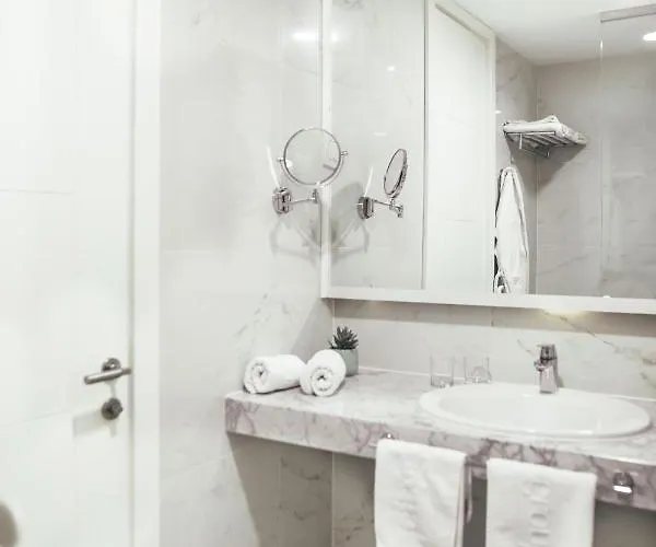 City Beach Makarska Appartement *